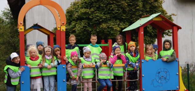 Jesienny spacer. Jesienny spacer.