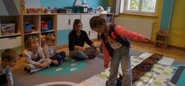 Dzień zabaw kreatywnych w grupie starszej. Dzień zabaw kreatywnych w grupie starszej.