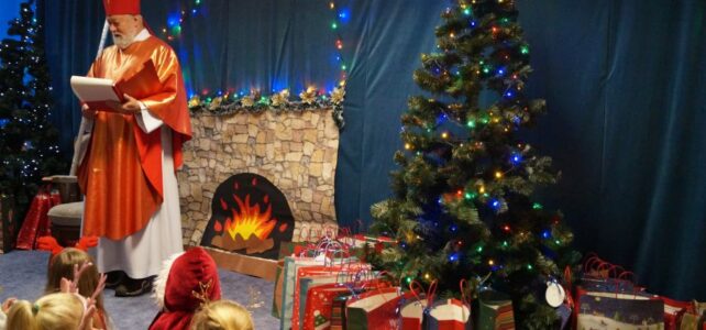 Wizyta św. Mikołaja- biskupa. Wizyta św. Mikołaja- biskupa.