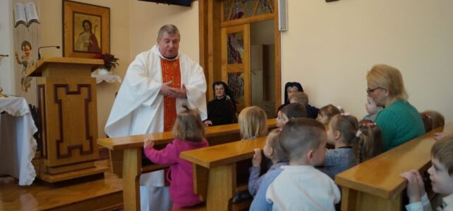 Msza święta. Msza święta.