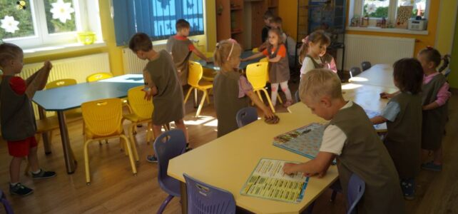 Dzień Pracusia w grupie młodszej. Dzień Pracusia w grupie młodszej.